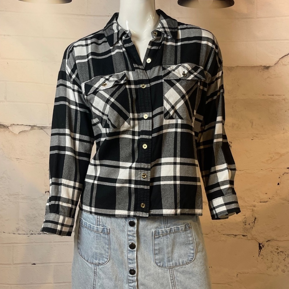 Women’s Michael Kors Black/White Flannel Long Sleeve Button Up Shirt Size Small